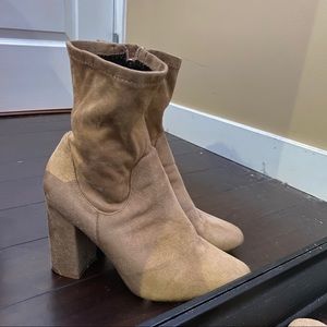 Beige velvet Cape Robbin heeled boots